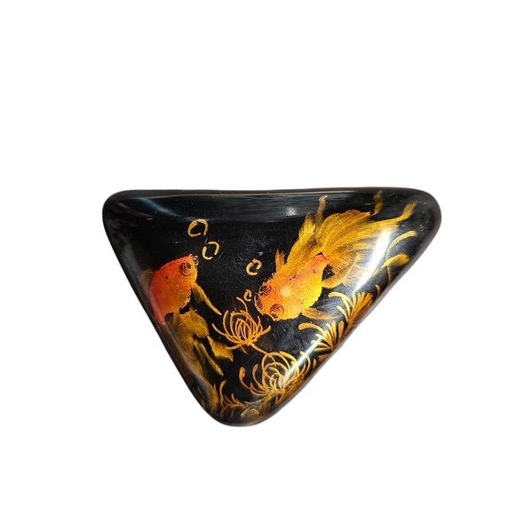 Vintage Handpainted Koi Paper Weight Laquered. - Picture 3 of 5